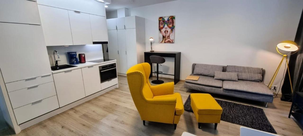 רובניימי Nordica Central Apartment מראה חיצוני תמונה
